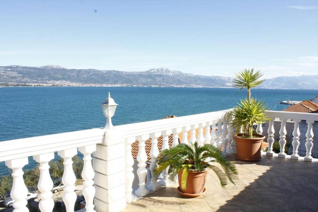 Apartmen Karmen 2 Traù Esterno foto